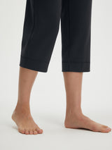 Baleaf black 21-inch high-rise capri pants with straight leg silhouette. #color_Black