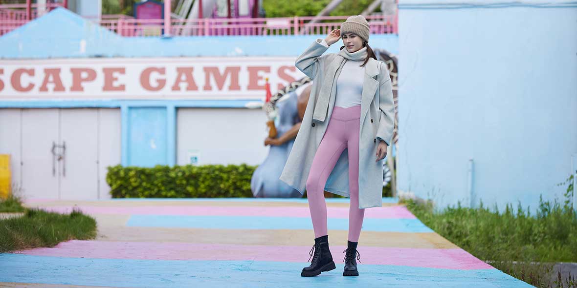Leggings vs. Tights: Understanding the Key Differences in Fabric and Fit - Baleaf Sports