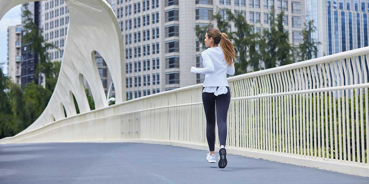 10 Unexpected Benefits of Jogging Beyond Weight Loss - Baleaf Sports