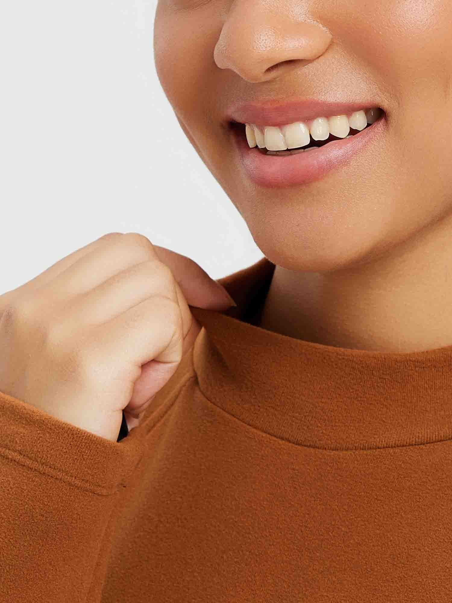 #Color_Brown