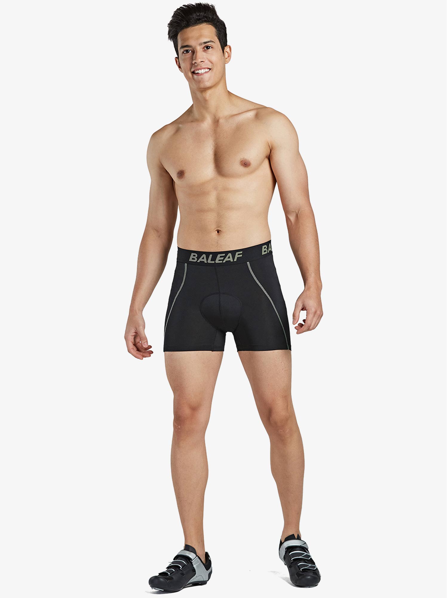 Men's black Baleaf cycling underwear with 3D padding and cycling shoes #color_Grey