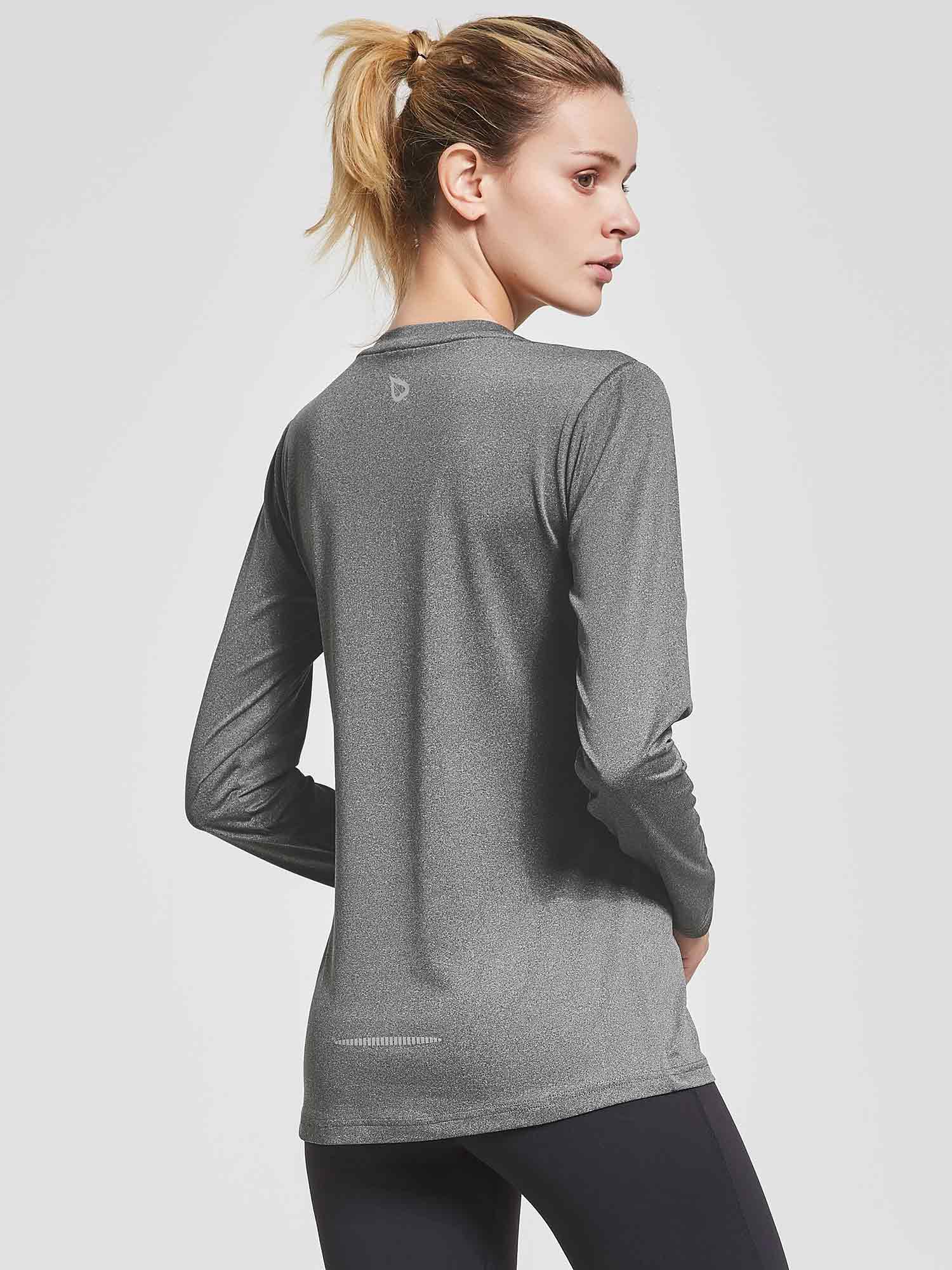 Grey women's long-sleeve quick-dry running shirt with reflective hem detail and logo. #color_Heather Gray