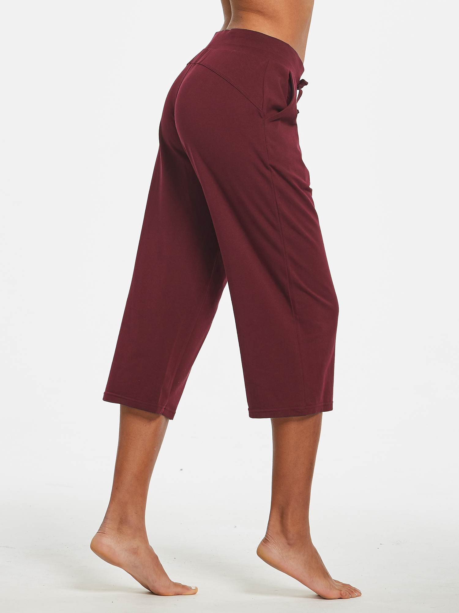 Women's burgundy lightweight cotton wide-leg capri pants with pockets and drawstring waist #color_Wine Red