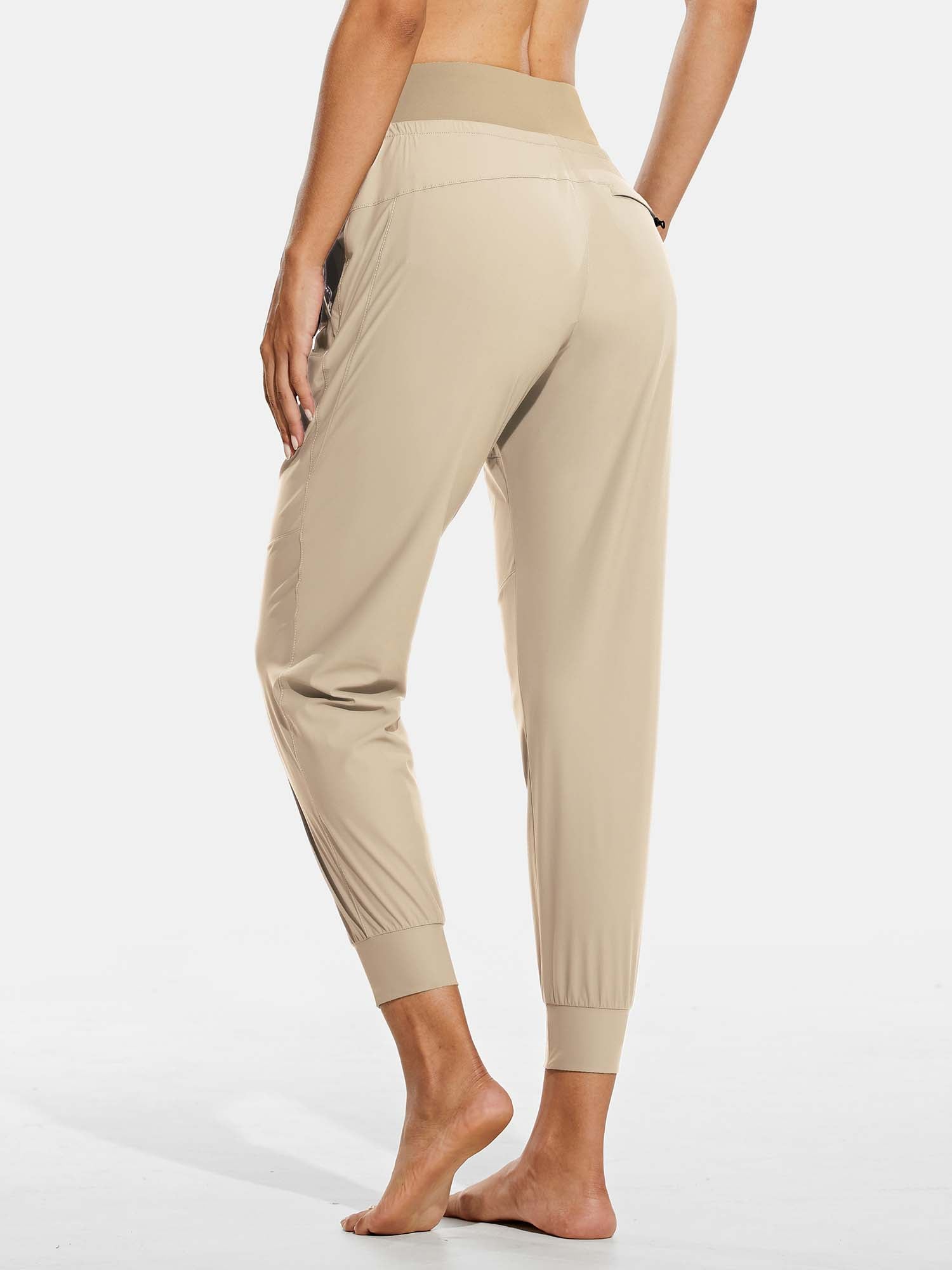 #color_Khaki