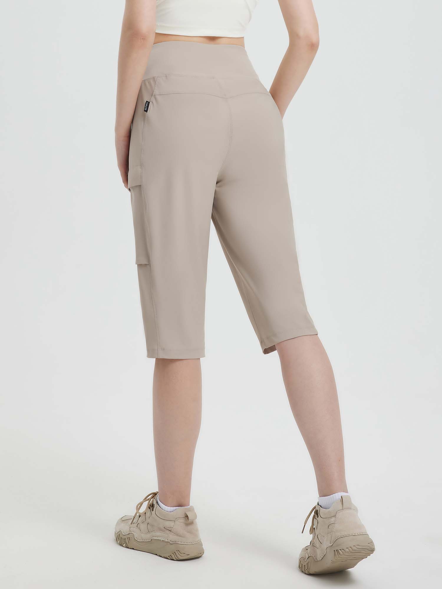 #color_Khaki