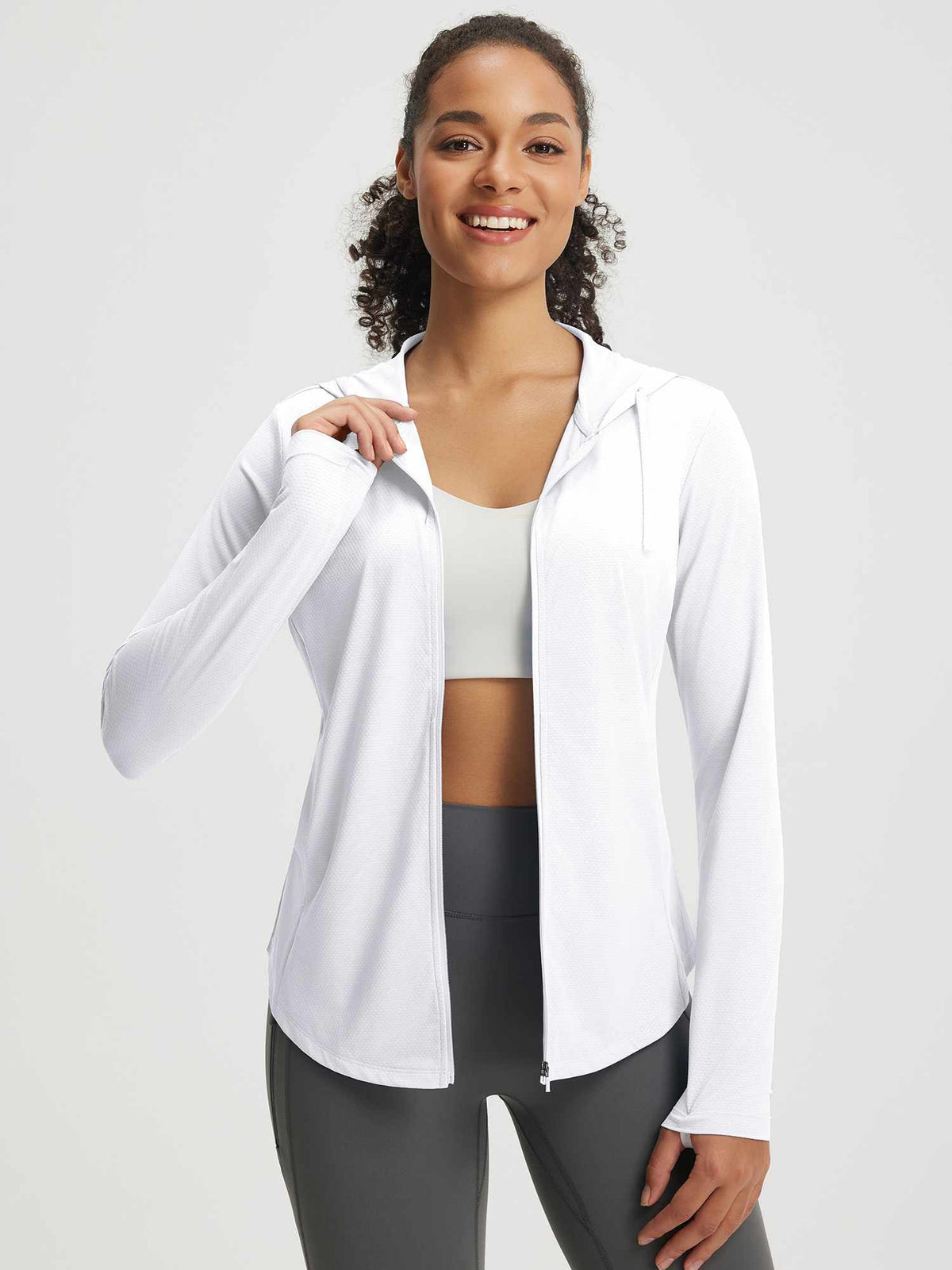 #color_White