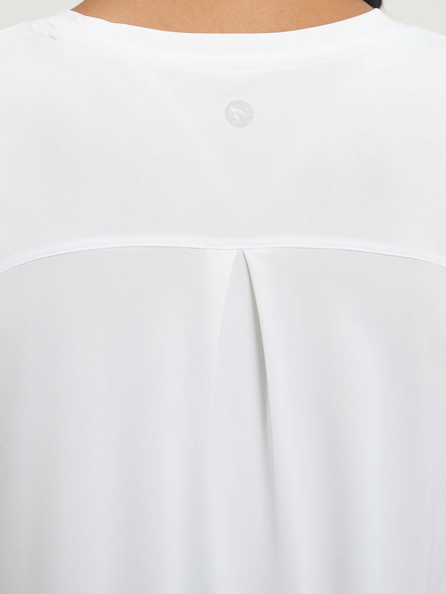#color_White