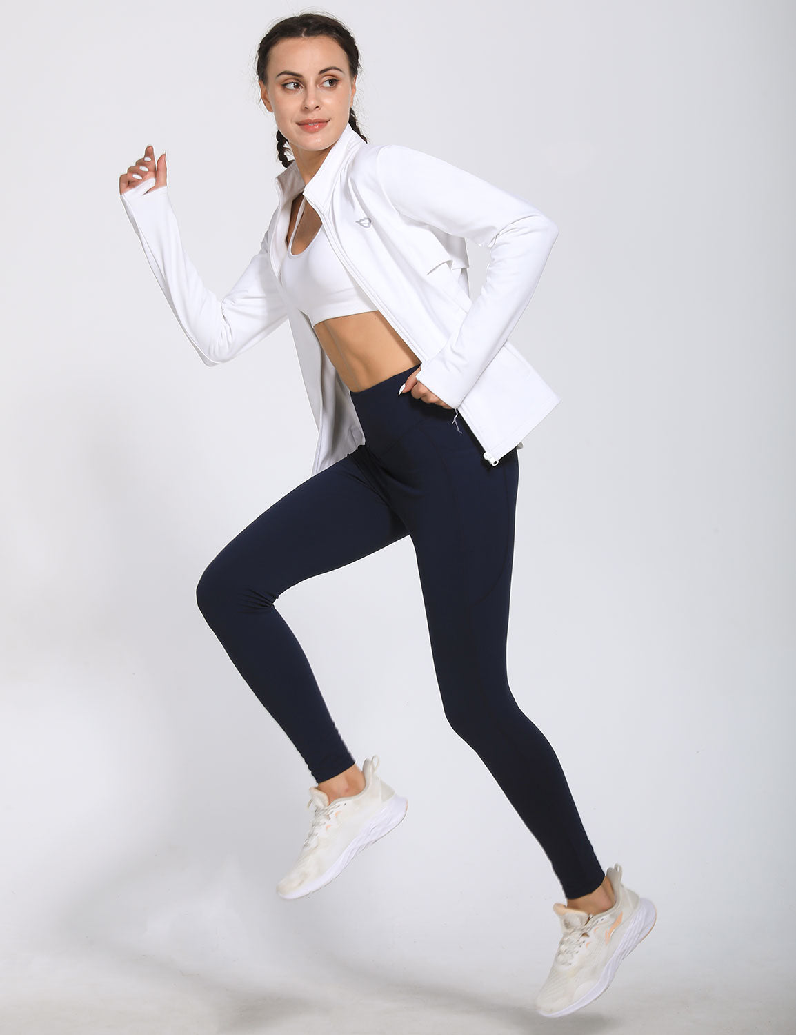 Women's warm white long sleeve fleece cycling jacket #color_White